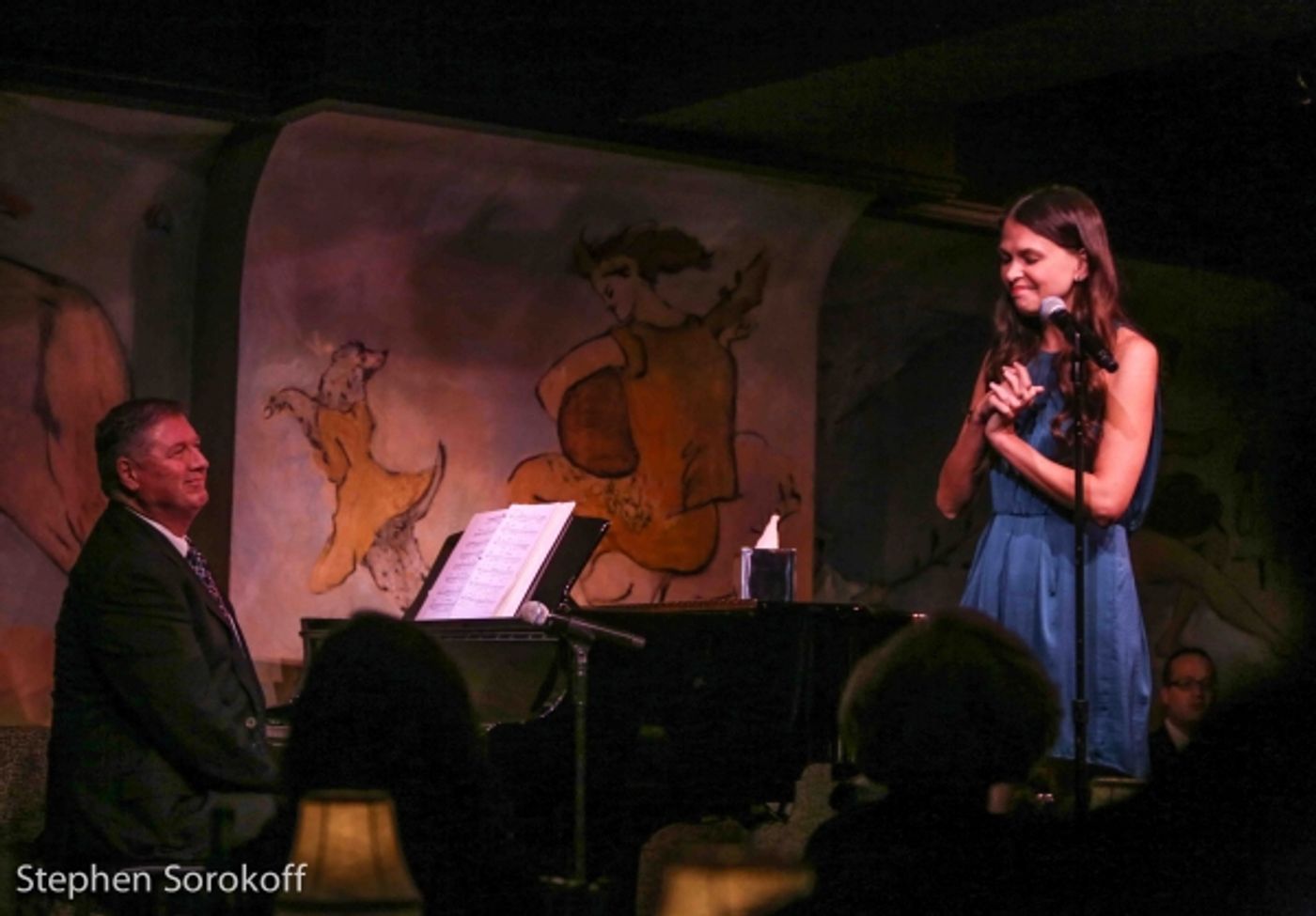 Photo Coverage: Broadway-Bound Sutton Foster Returns to the Cafe Carlyle! Photo Coverage: Broadway-Bound Sutton Foster Returns to the Cafe Carlyle! Image