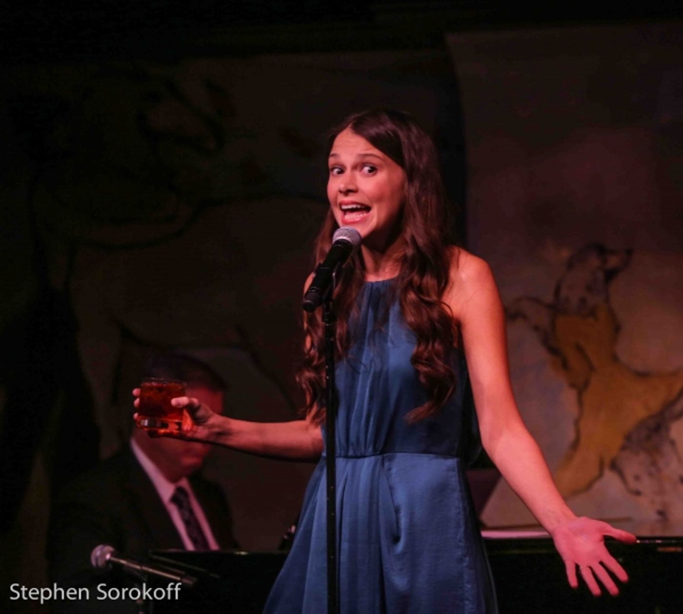 Photo Coverage: Broadway-Bound Sutton Foster Returns to the Cafe Carlyle!  Image
