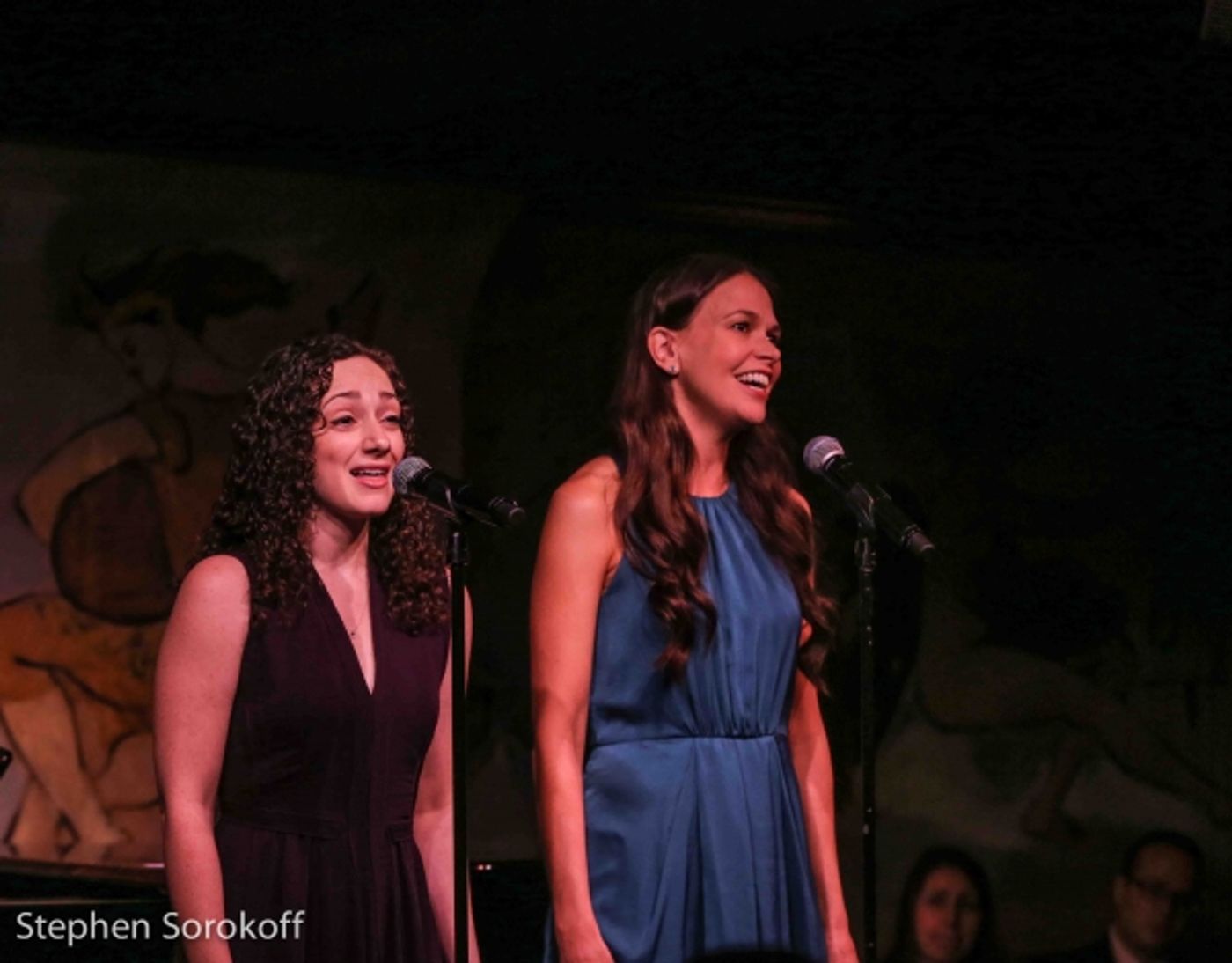 Photo Coverage: Broadway-Bound Sutton Foster Returns to the Cafe Carlyle! Photo Coverage: Broadway-Bound Sutton Foster Returns to the Cafe Carlyle! Image