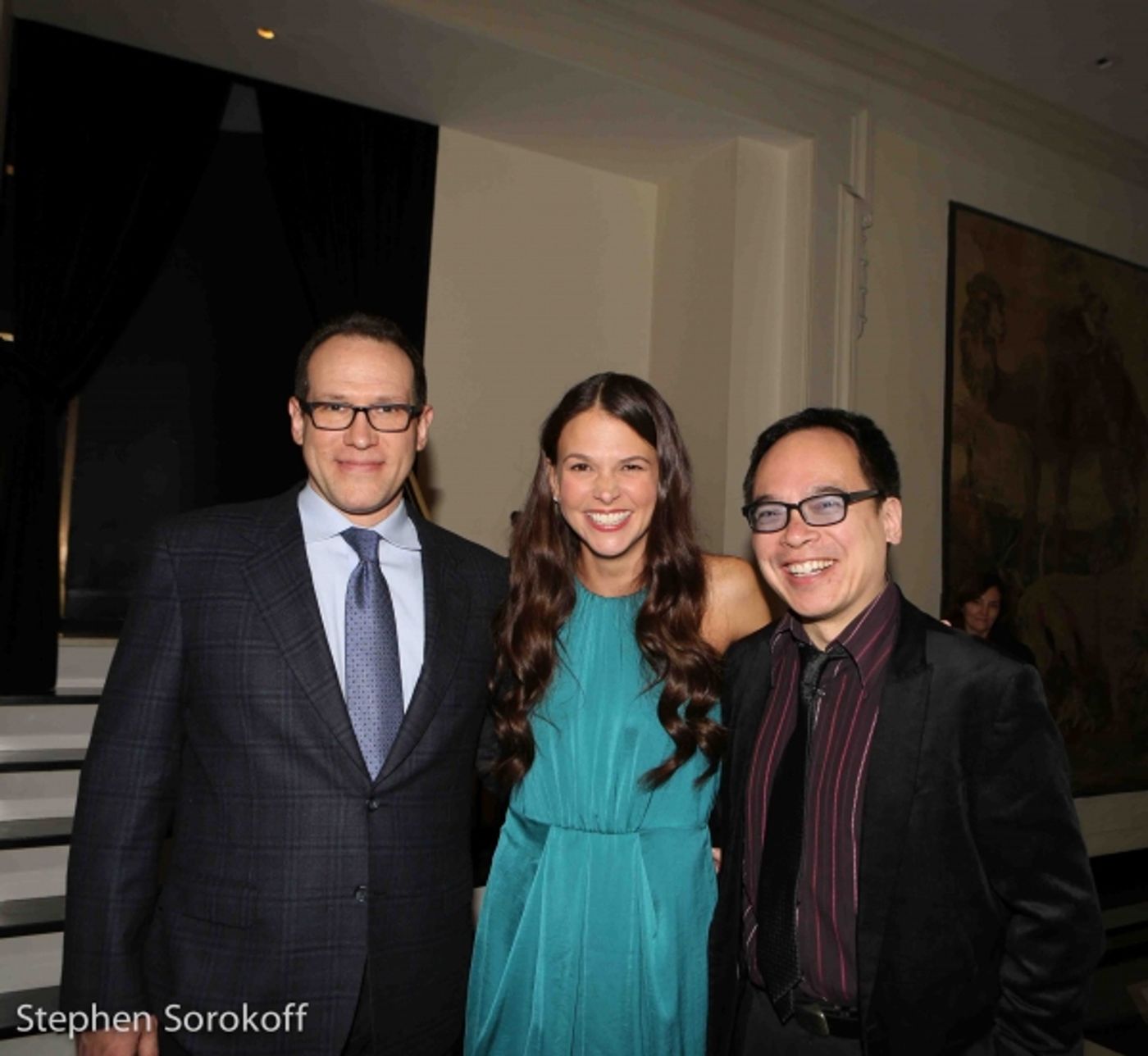 Photo Coverage: Broadway-Bound Sutton Foster Returns to the Cafe Carlyle! Photo Coverage: Broadway-Bound Sutton Foster Returns to the Cafe Carlyle! Image
