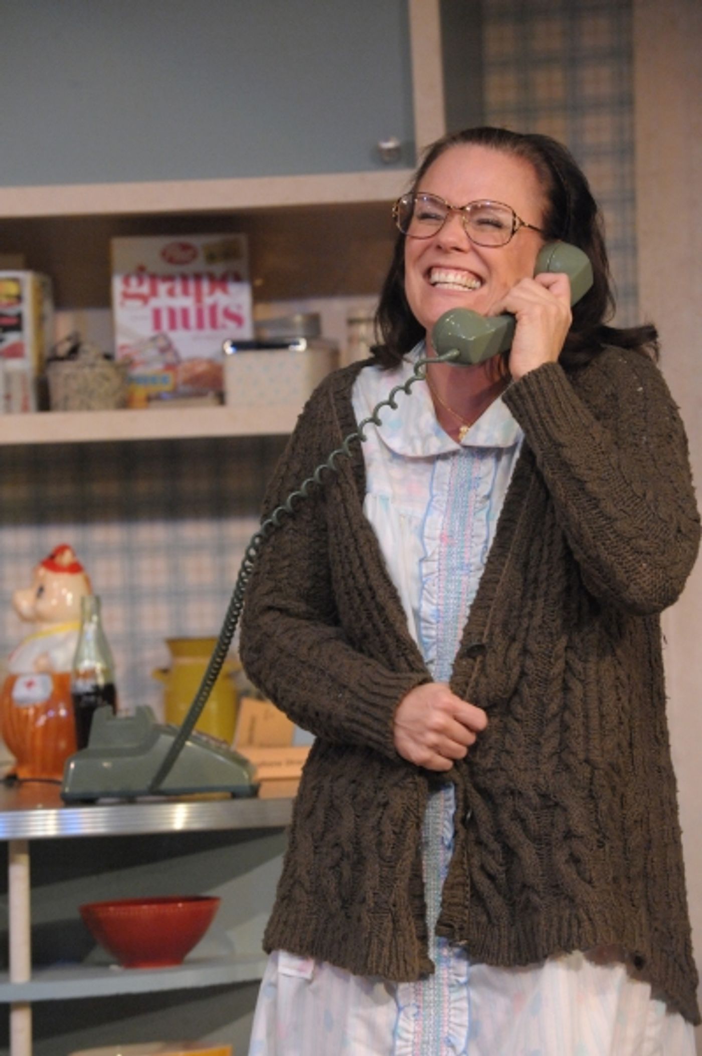 Photo Flash: First Look at Beth Hylton, Megan Anderson and More in Everyman's CRIMES OF THE HEART  Image