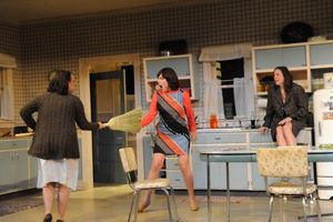 Beth Hylton, Katy Carkuff and Dorea Schmidt @ BroadwayWorld Beth Hylton, Katy Carkuff and Dorea Schmidt Photo