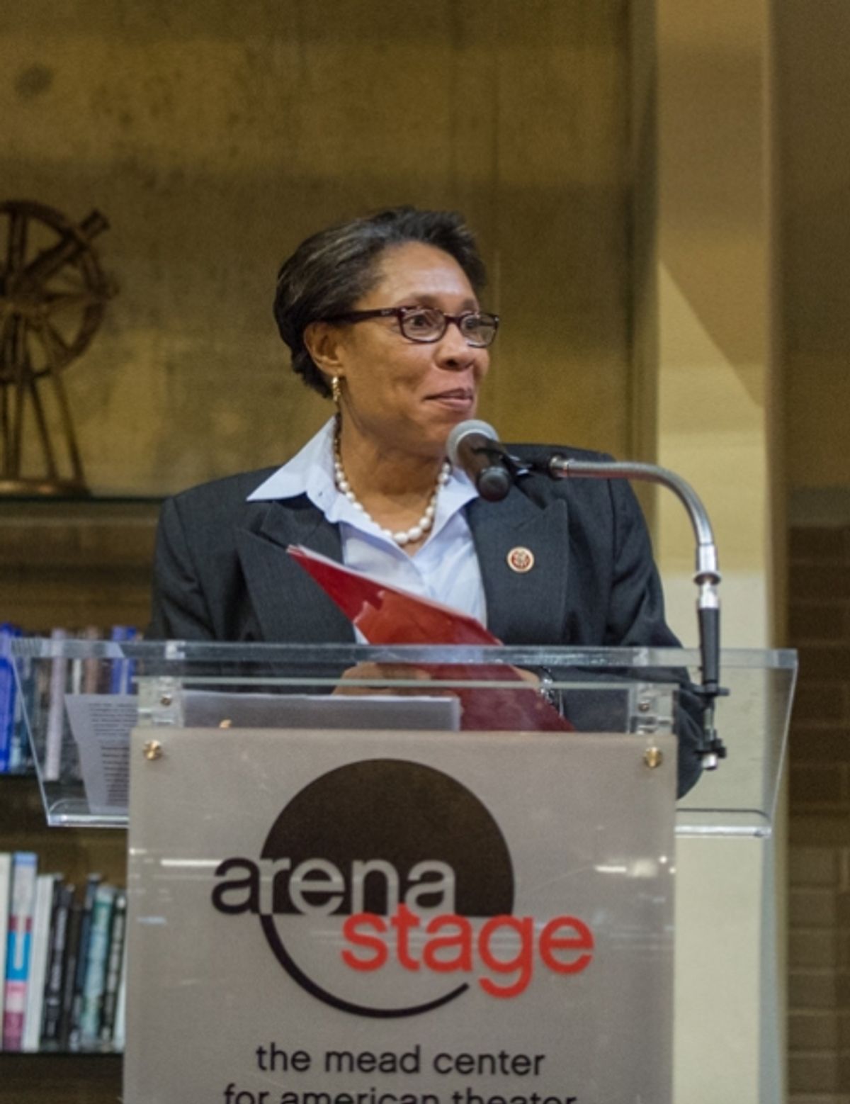 Congresswoman Marcia L. Fudge accepts the American Voice Award  at 