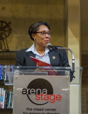 Congresswoman Marcia L. Fudge accepts the American Voice Award  Photo