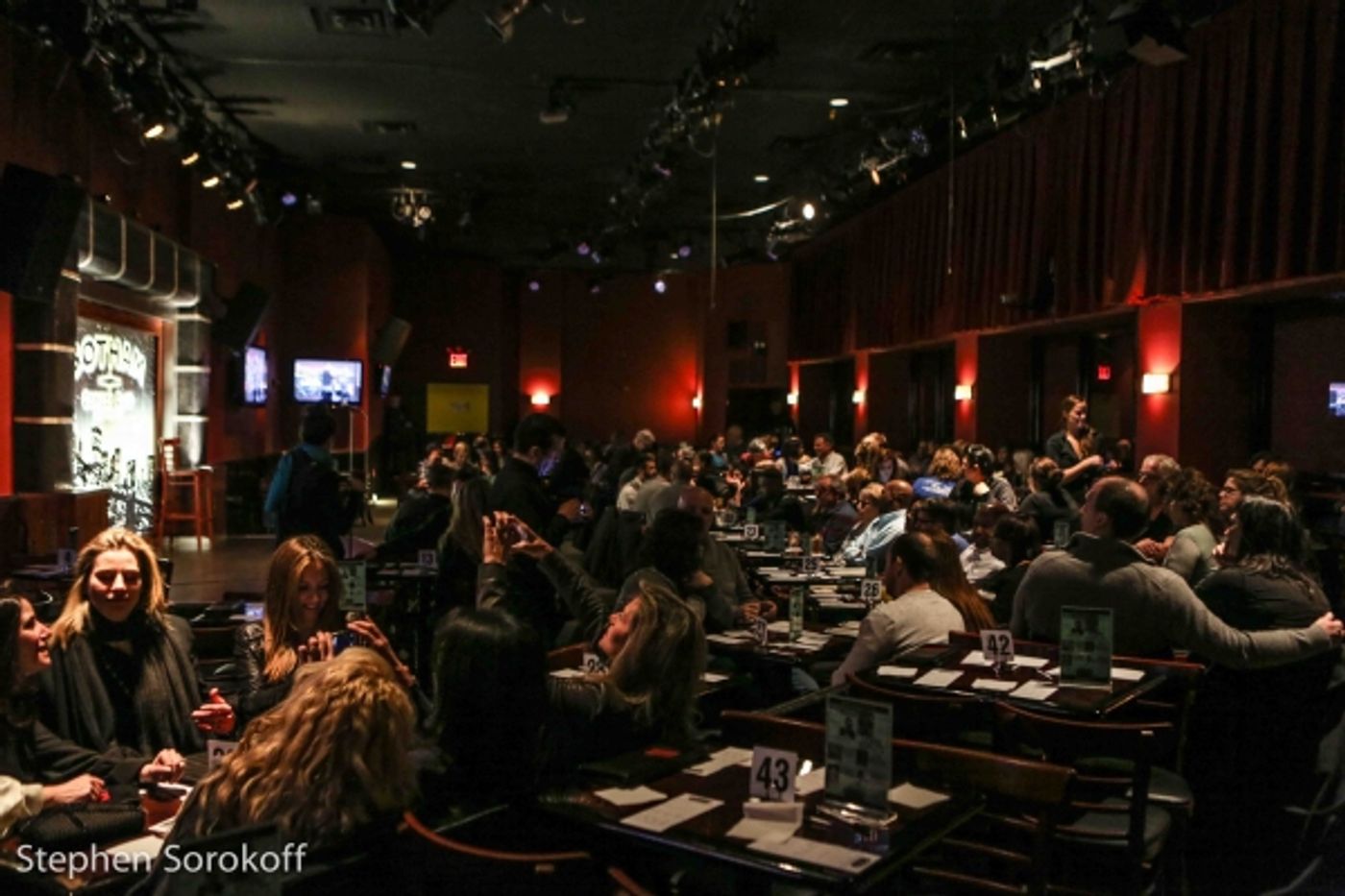 Photo Coverage: Dean Edwards Performs at Gotham Comedy Club  Image