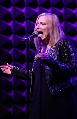 Roslyn Kind @ BroadwayWorld Roslyn Kind Photo