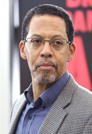 Peter Jay Fernandez @ BroadwayWorld Peter Jay Fernandez Photo