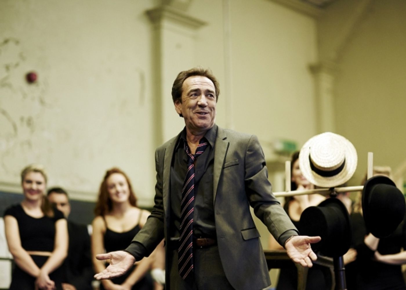 Photo Coverage: DIRTY ROTTEN SCOUNDRELS - First Look! Photo Coverage: DIRTY ROTTEN SCOUNDRELS - First Look! Image