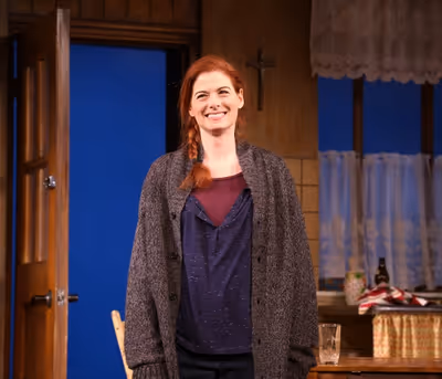 Debra Messing  Photo