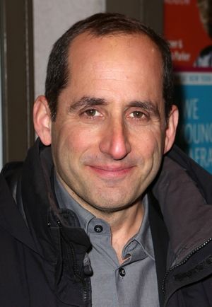 Peter Jacobson  Photo
