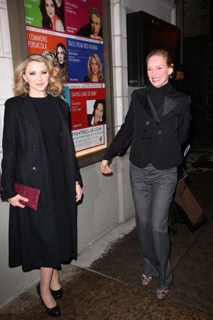 Nina Arianda and Uma Thurman  Photo
