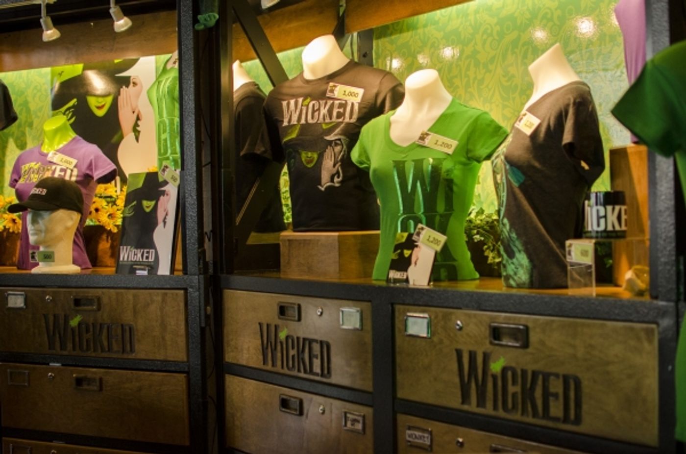 Photo Coverage: WICKED Holds Press Preview in Manila  Image