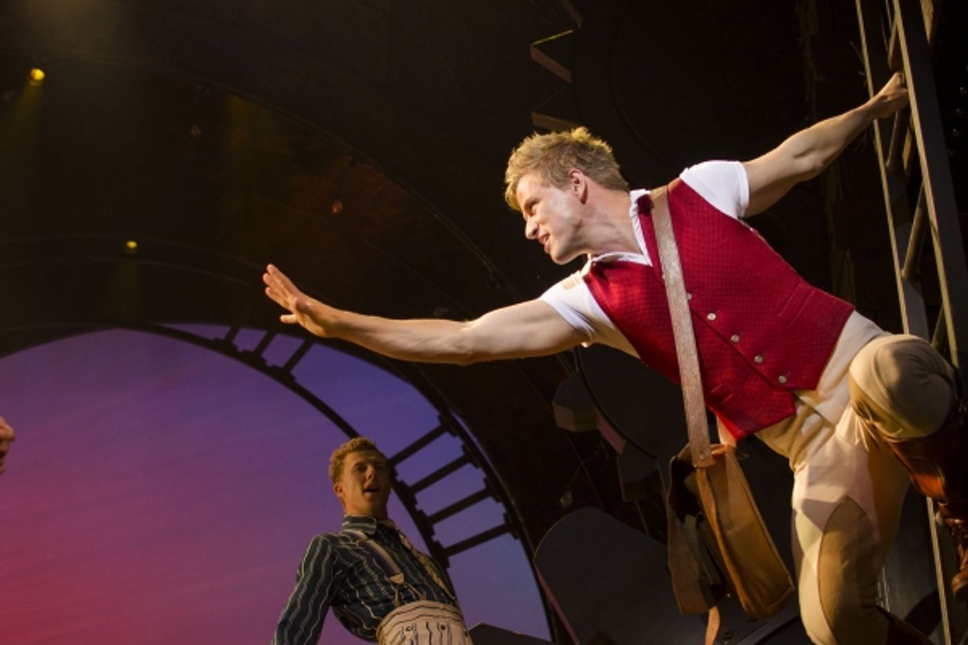 Photo Coverage: WICKED Holds Press Preview in Manila  Image