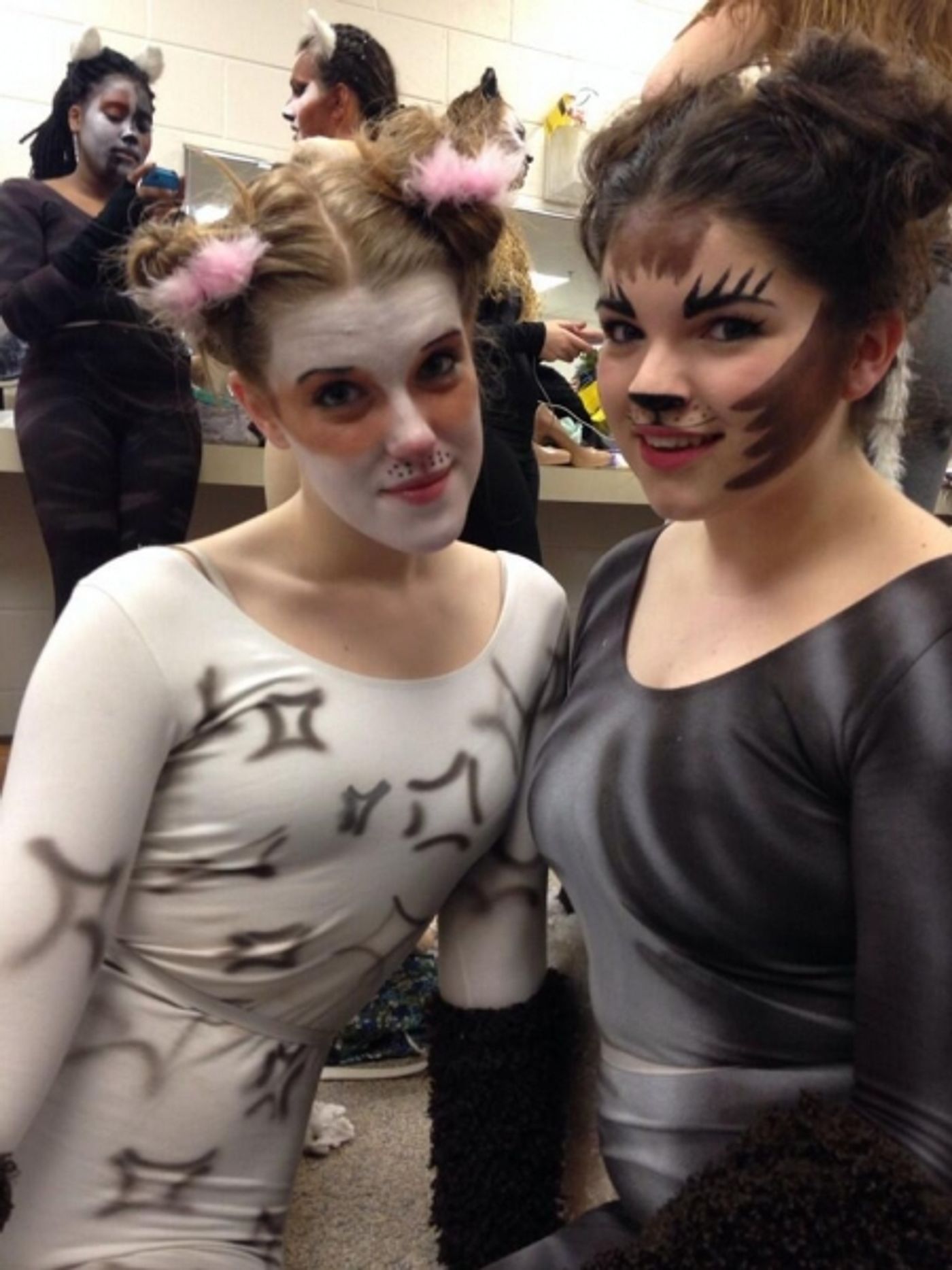 Photo Flash: Saturday Intermission Pics - Jan. 25 - Part 2 - CINDERELLA Says Goodbye to Laura Osnes & Santino Fontana; Plus THE BOOK OF MORMON & More!  Image