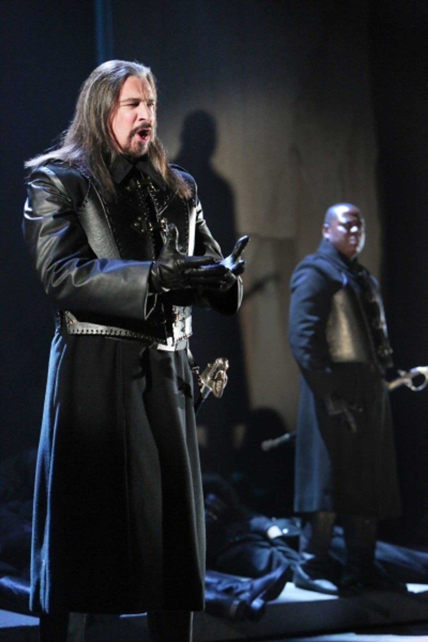 Photo Flash: First Look at the Minnesota Opera's Production of MACBETH with Greer Grimsley and Brenda Harris  Image