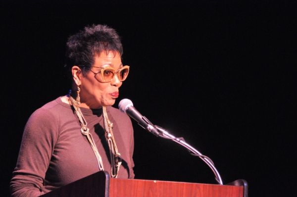 Dee Dee Bridgewater Photo