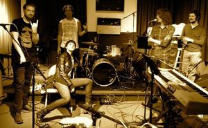 Tits of Clay pictured with Lena Hall. Photo