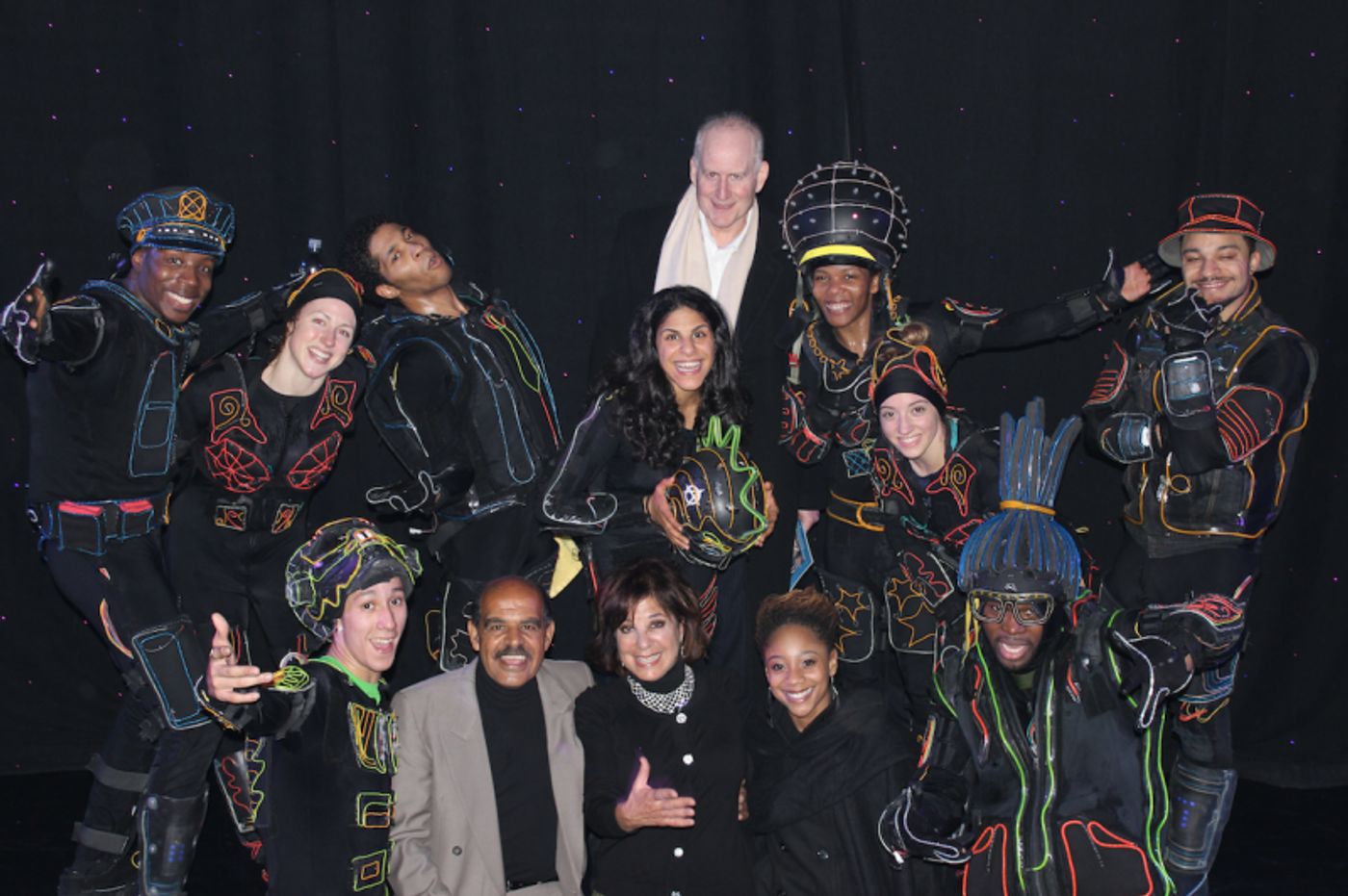 Photo: Cast of ILUMINATE Celebrates Opening at New World Stages  Image