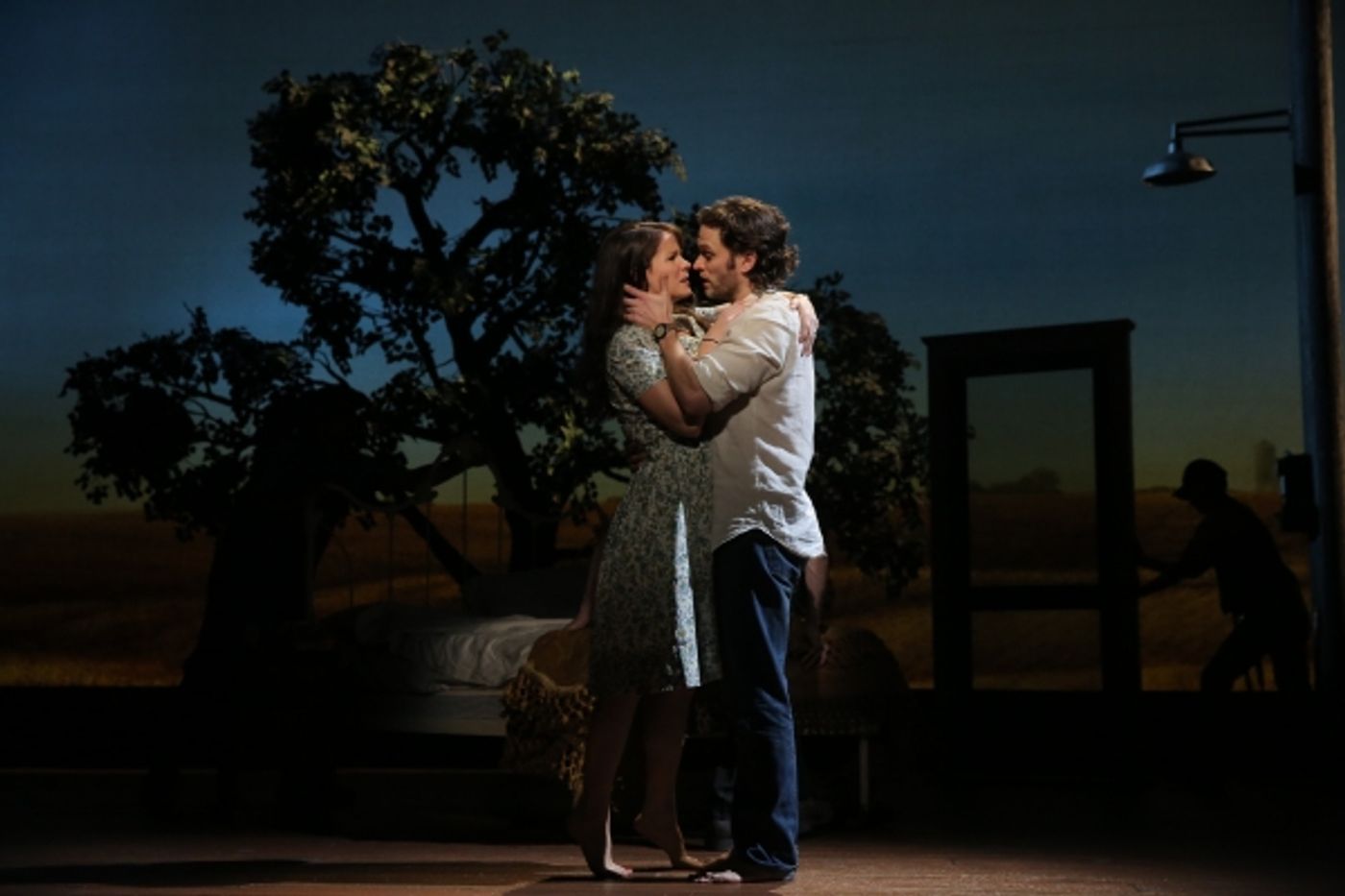 Photo Flash: First Look at Kelli O'Hara, Steven Pasquale & More in THE BRIDGES OF MADISON COUNTY  Image