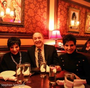 Liza Minnelli, Alan Lazar, Arlene Lazar Photo