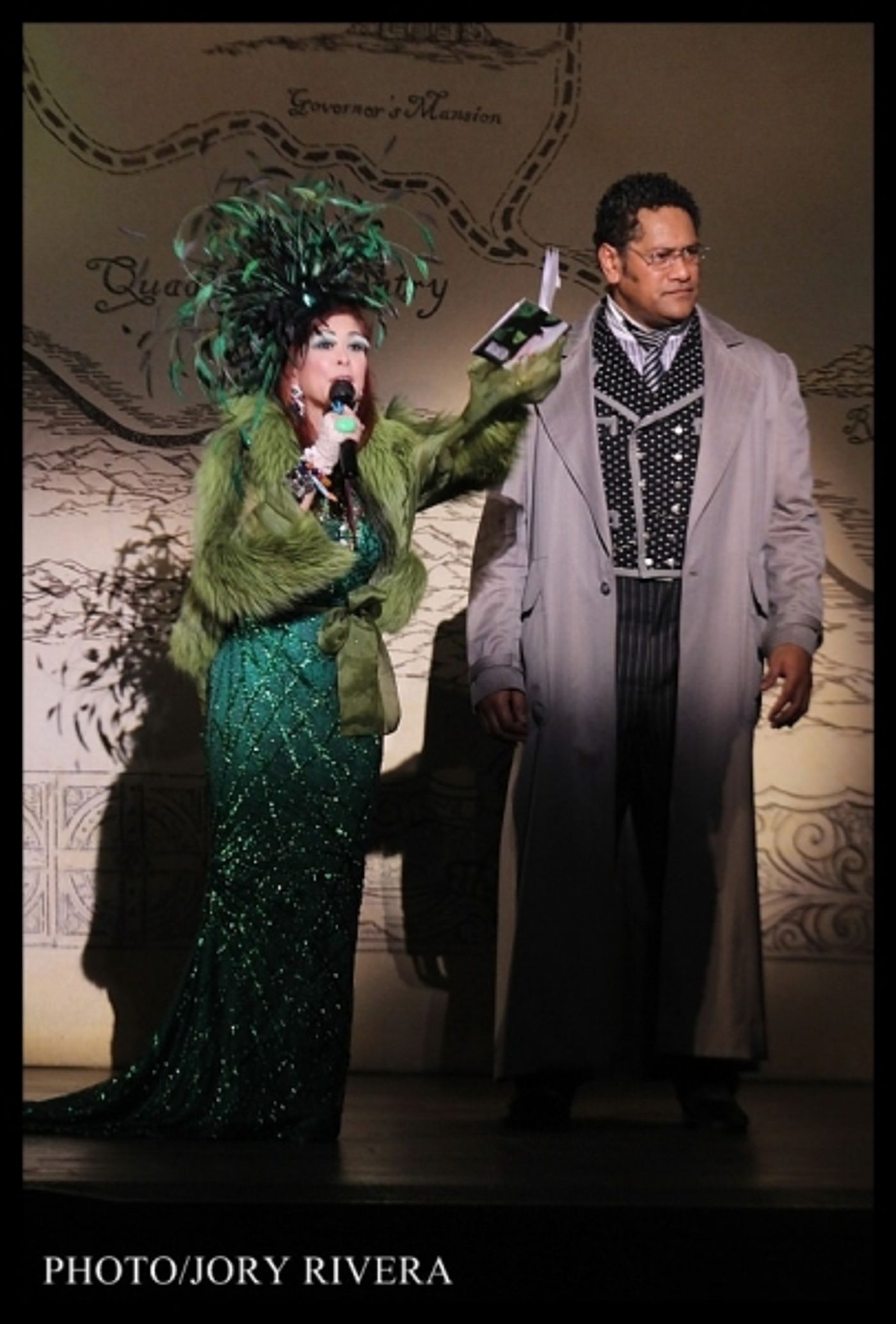Photo Coverage: WICKED-Manila Holds Live Auction for Typhoon Victims  Image