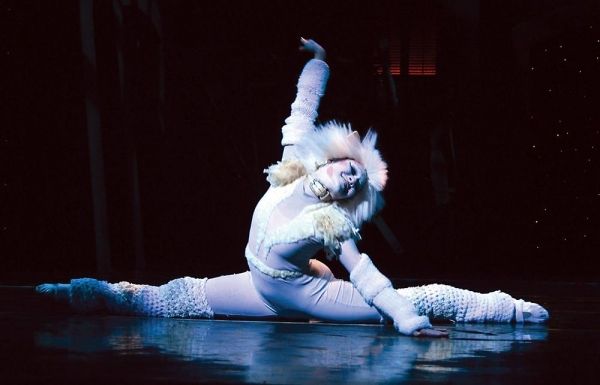 Brooke Leslie Brown plays Victoria Photo