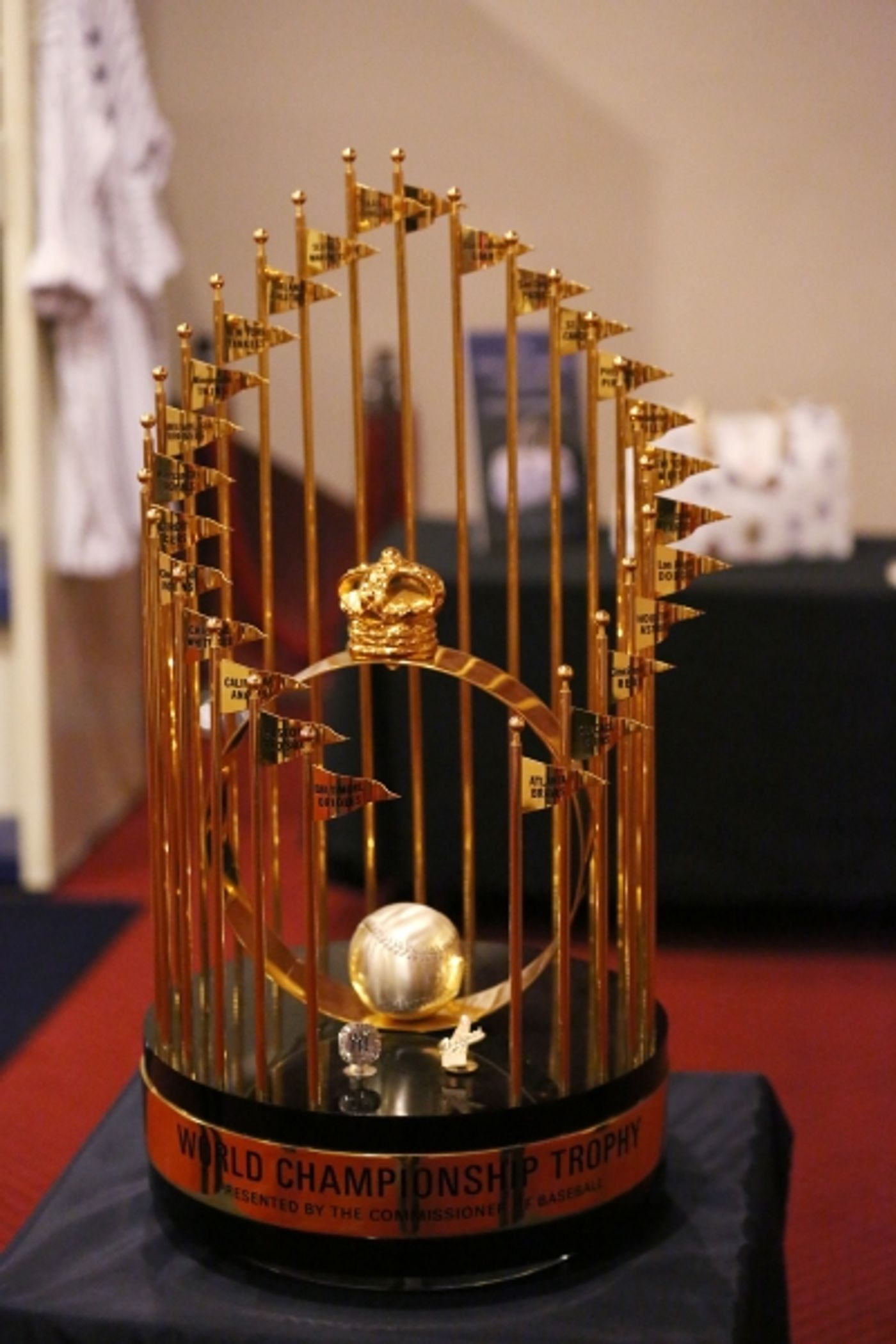 Photo Coverage: Yankees Arrive on Broadway- BRONX BOMBERS Takes Opening Night Bows!  Image