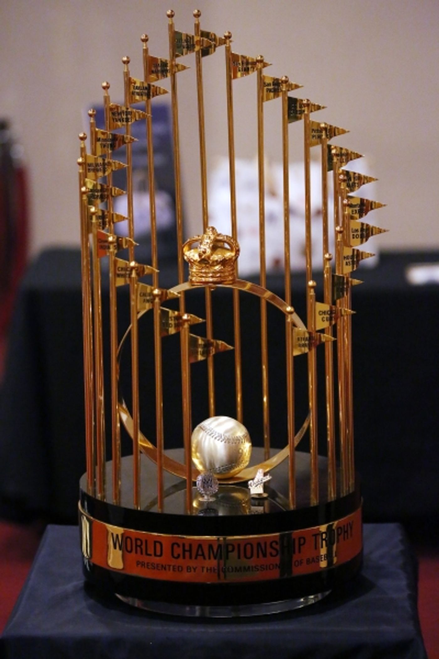 Photo Coverage: Yankees Arrive on Broadway- BRONX BOMBERS Takes Opening Night Bows!  Image