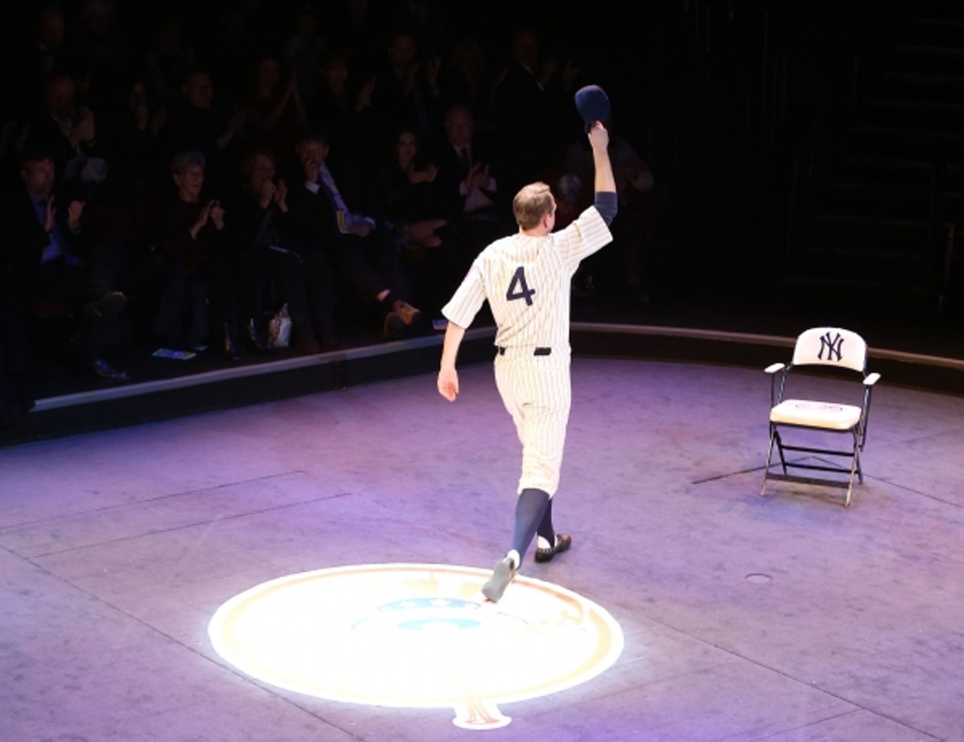 Photo Coverage: Yankees Arrive on Broadway- BRONX BOMBERS Takes Opening Night Bows!  Image