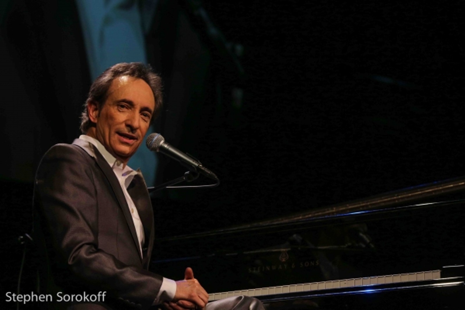Photo Coverage: David Pomeranz Plays The Sylvia & Danny Kaye Playhouse — photo 2 of 15