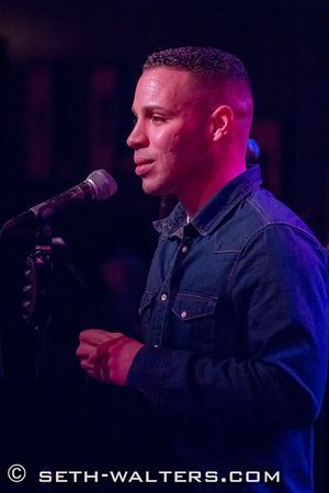 Robin de Jesus Photo