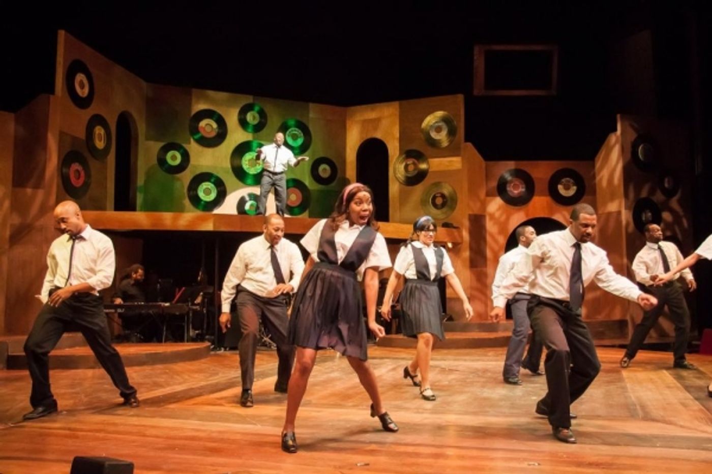 Photo Flash: First Look at Black Ensemble Theater's CHICAGO'S GOLDEN SOUL  Image