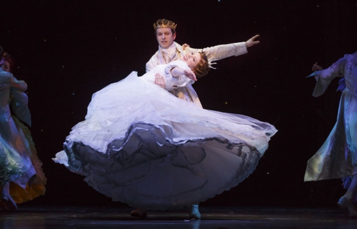 Photo Flash: First Look at Carly Rae Jepsen and Fran Drescher Onstage in CINDERELLA! Image