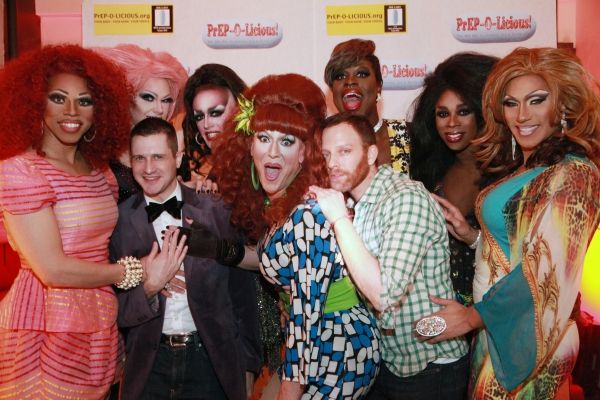 Blackie Onasty, Terra Grenade, Damon L. Jacobs (front), Sabel Scities, Honey LaBronx, Photo