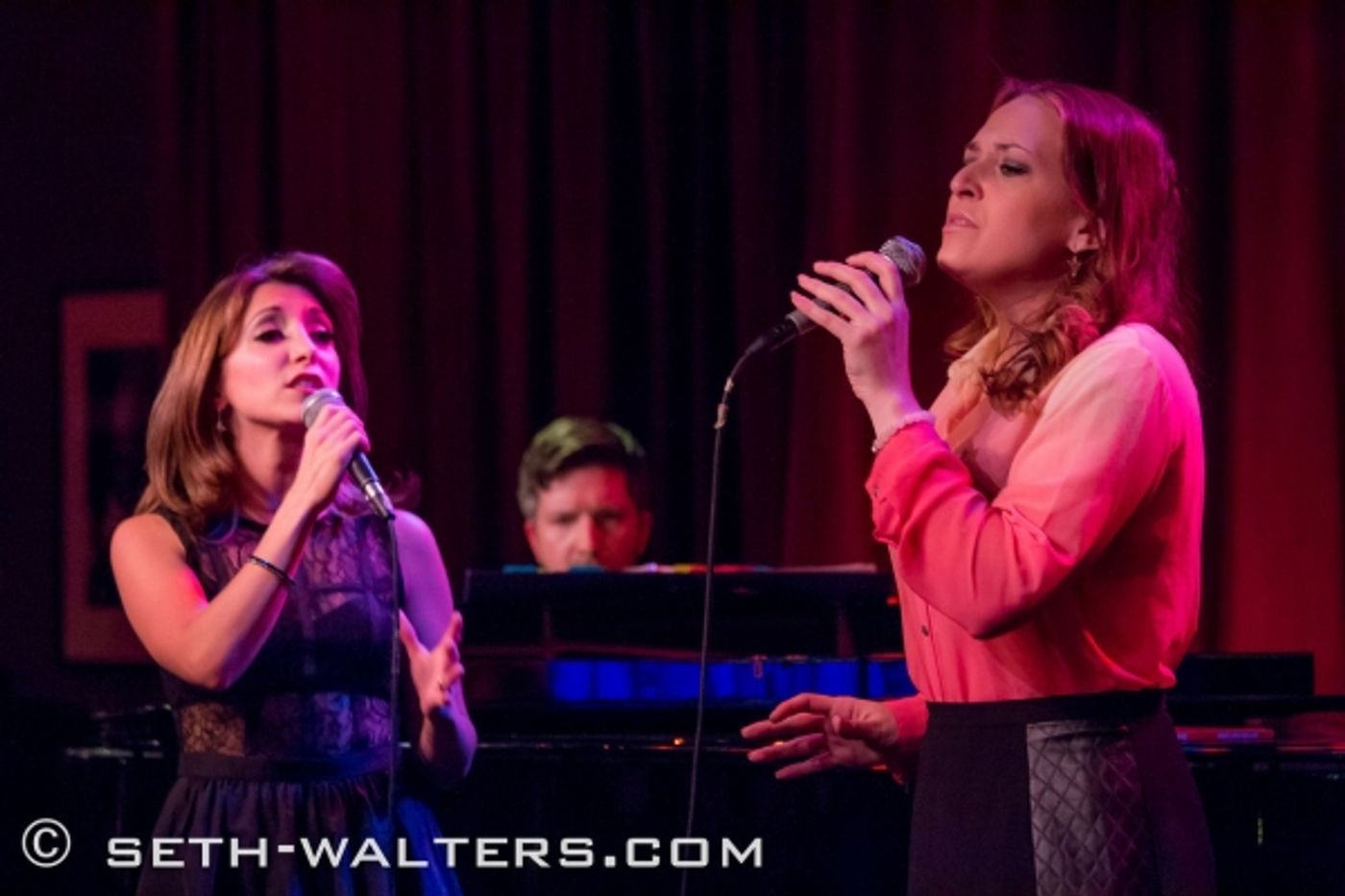 Photo Flash: Christina Bianco Visits BROADWAY AT BIRDLAND  Image