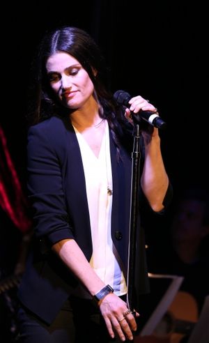 Idina Menzel @ BroadwayWorld Idina Menzel Photo