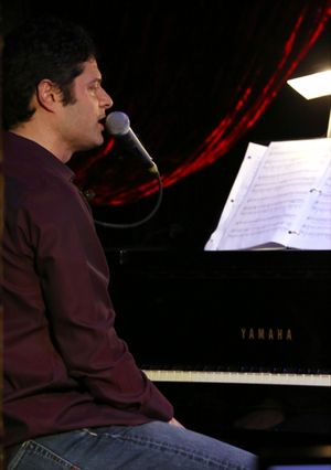 Tom Kitt @ BroadwayWorld Tom Kitt Photo