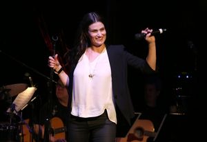 Idina Menzel @ BroadwayWorld Idina Menzel Photo