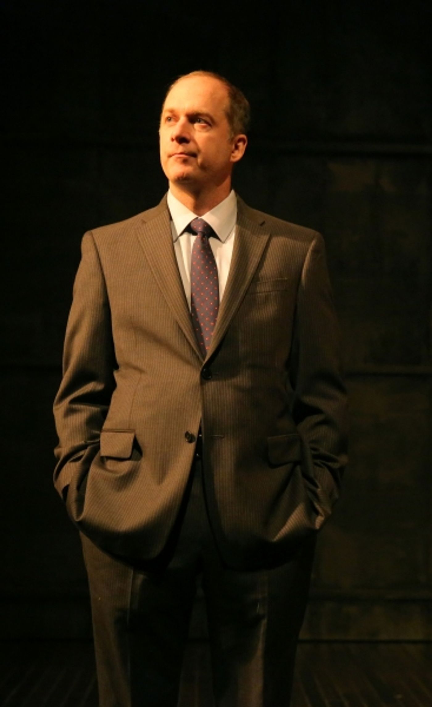 Photo Flash: First Look at Jessica Hecht, Dominic Fumusa and More in STAGE KISS at Playwrights Horizons  Image