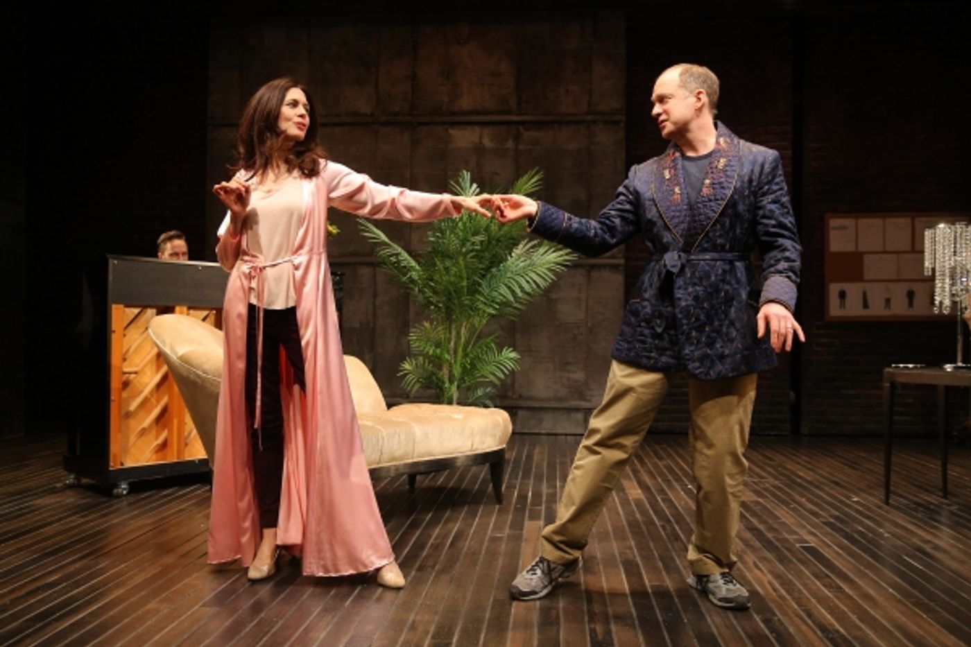 Photo Flash: First Look at Jessica Hecht, Dominic Fumusa and More in STAGE KISS at Playwrights Horizons Photo Flash: First Look at Jessica Hecht, Dominic Fumusa and More in STAGE KISS at Playwrights Horizons Image