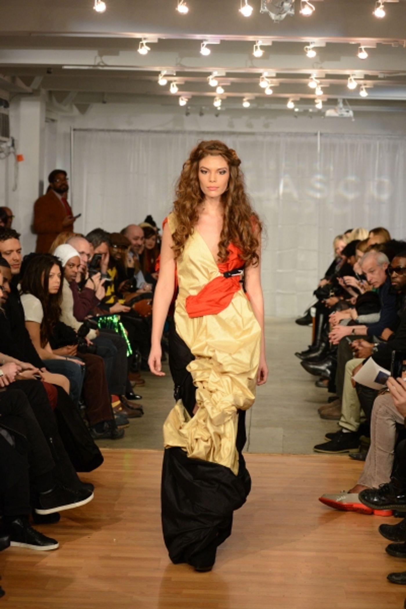 Photo Flash: Designer Mischka Velasco Brings STRING THEORY to New York Fashion Week Photo Flash: Designer Mischka Velasco Brings STRING THEORY to New York Fashion Week Image