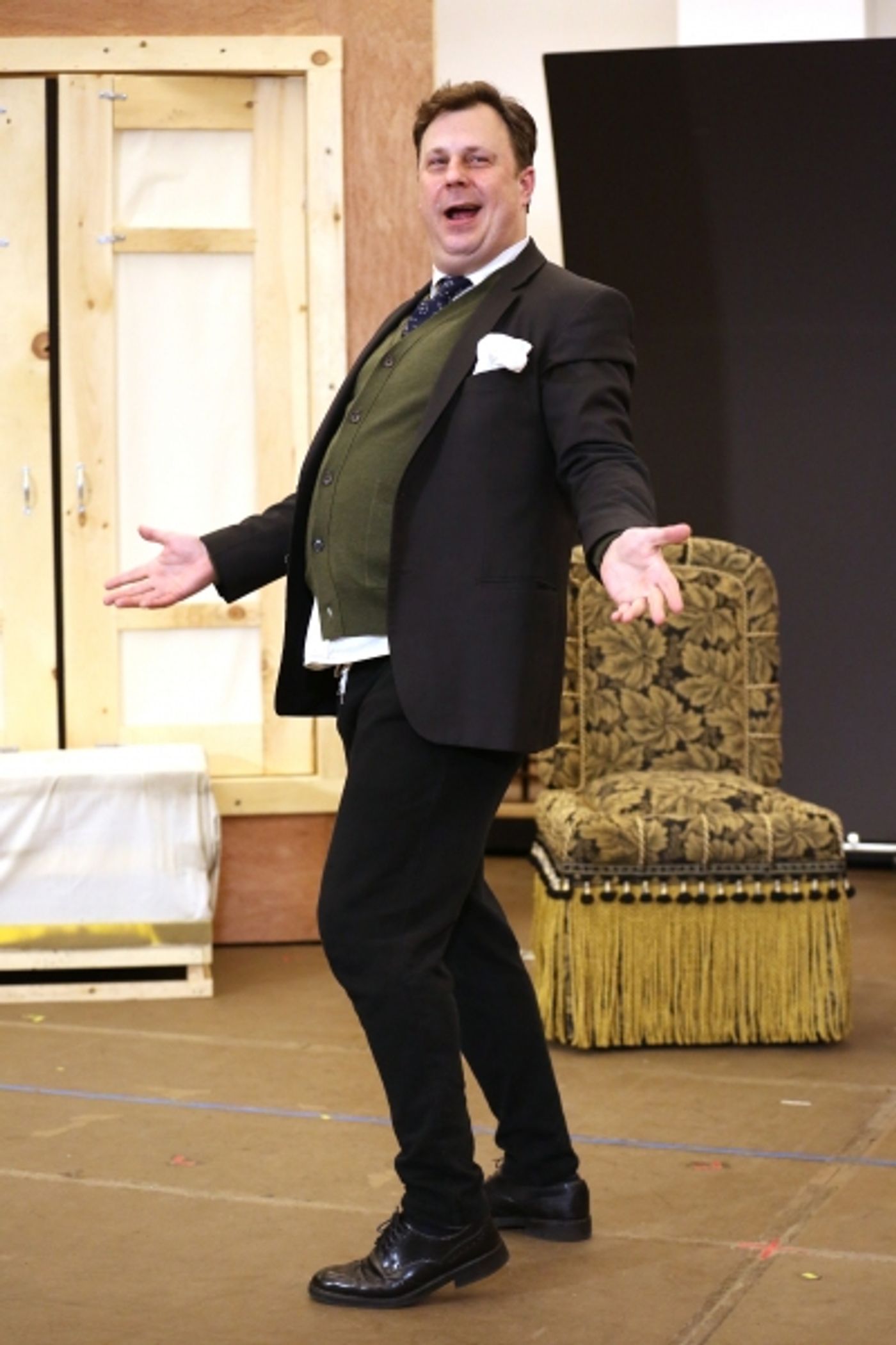 Photo Coverage: In Rehearsal with Zach Braff, Marin Mazzie & the Cast of BULLETS OVER BROADWAY!  Image