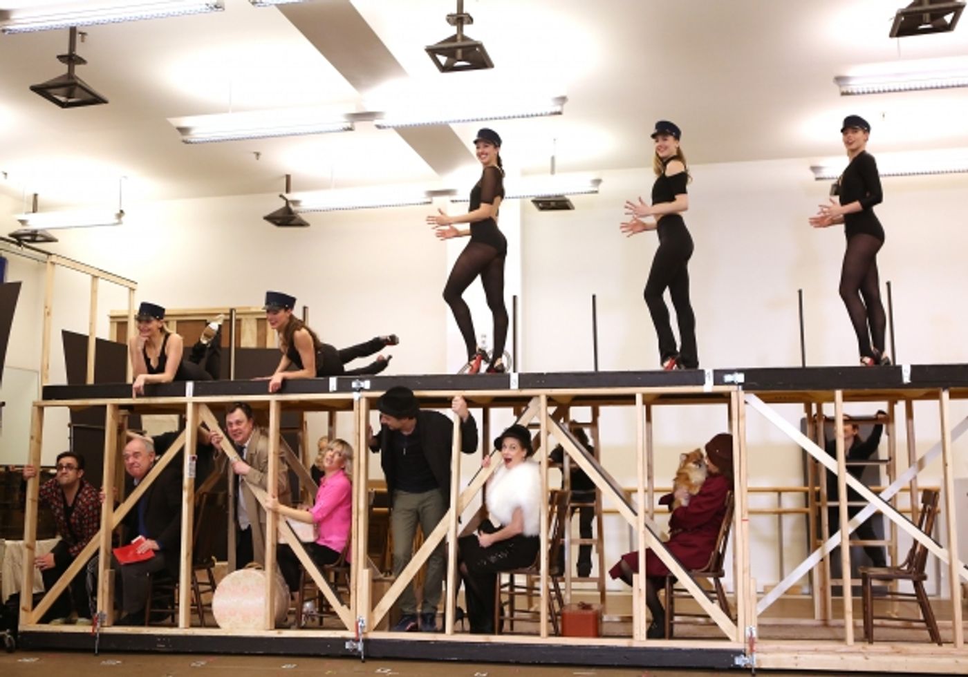 Photo Coverage: In Rehearsal with Zach Braff, Marin Mazzie & the Cast of BULLETS OVER BROADWAY!  Image