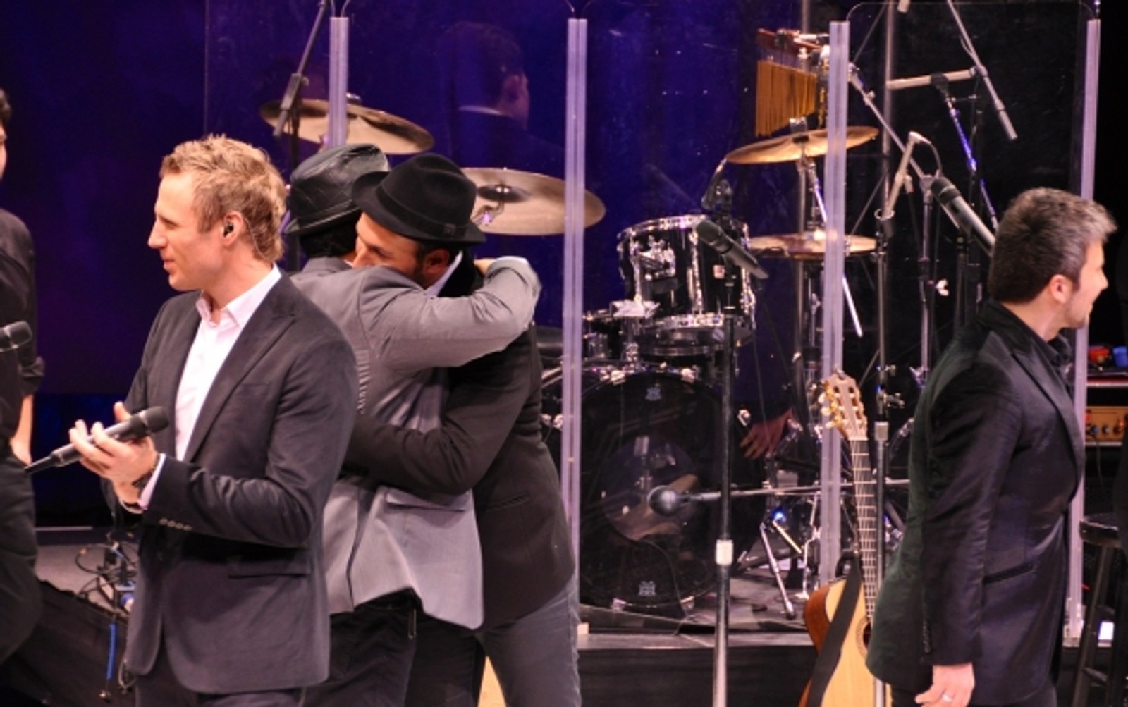 Photo Coverage: The Tenors Play a Valentine's Day Concert at NYCB Theatre — photo 2 of 26