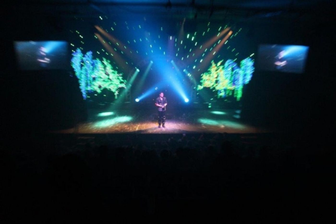 Photo Flash: GAZILLION BUBBLE SHOW Celebrates 7 Years in NYC  Image