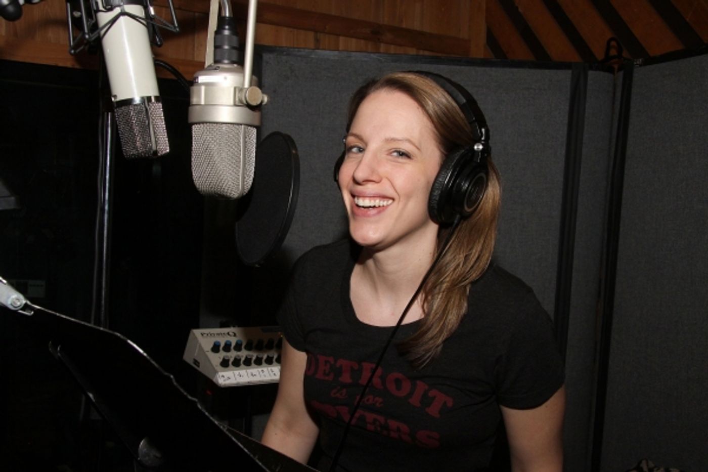 Photo Flash: In the Recording Studio with the Cast of Broadway's BEAUTIFUL!  Image