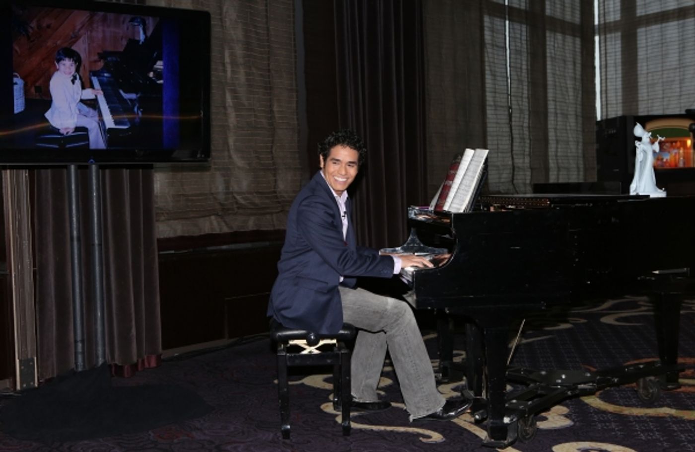 Photo Coverage: Make Way for Prince Ali and Cast of Broadway's ALADDIN!  Image