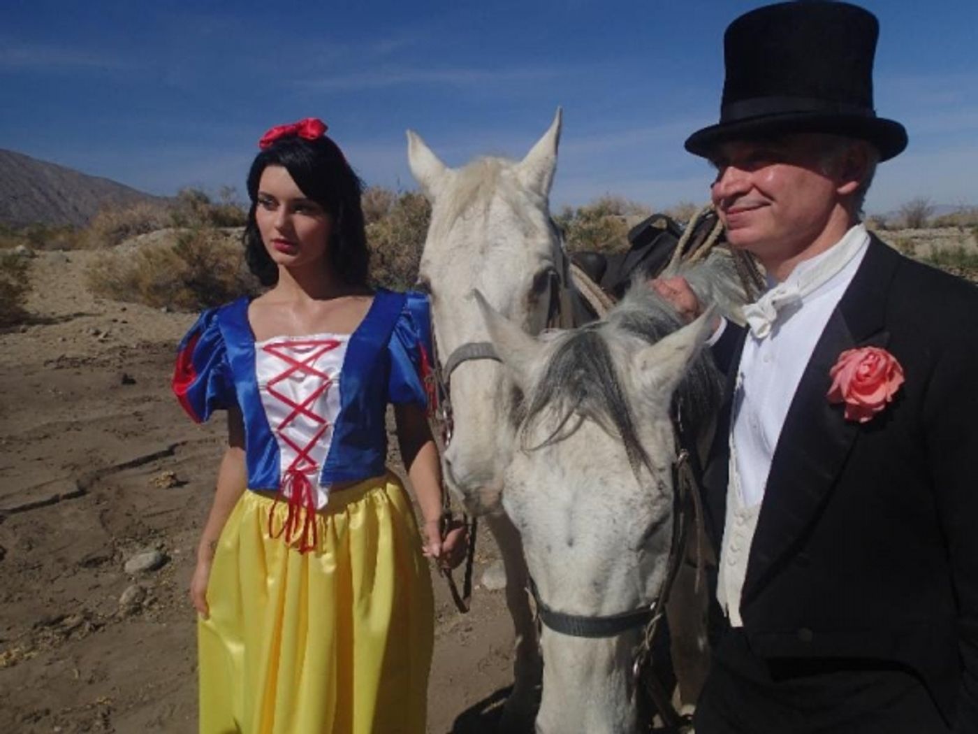Photo Flash: Renowned Artist Kevin Berlin Ties the Knot with Snow White - First Look!  Image