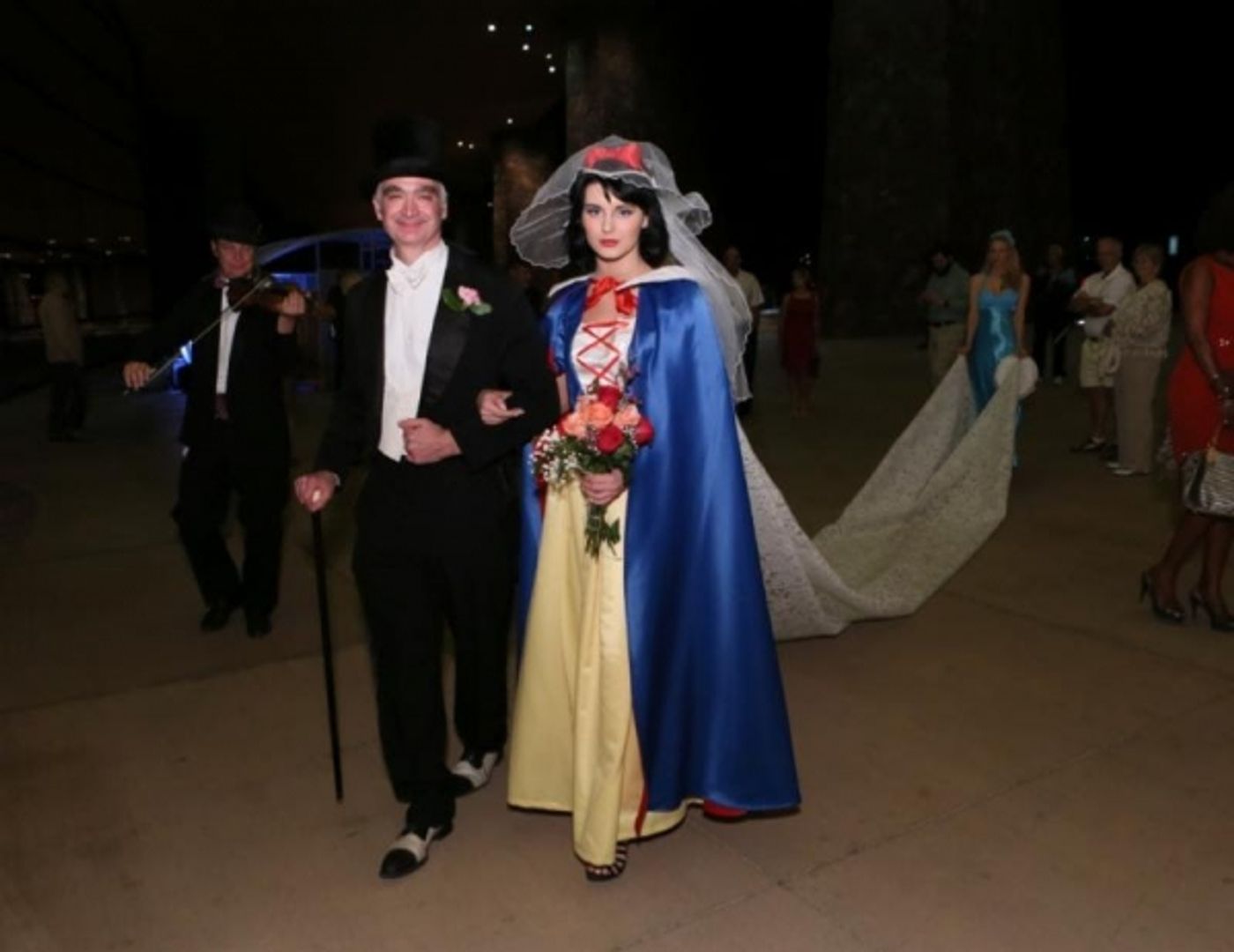 Photo Flash: Renowned Artist Kevin Berlin Ties the Knot with Snow White - First Look!  Image