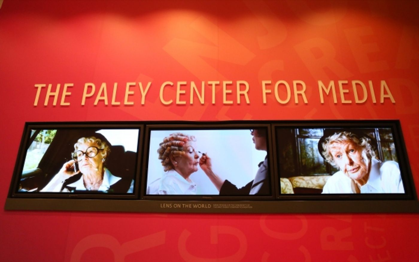 Photo Coverage: On the SHOOT ME Red Carpet with Elaine Stritch and Friends!  Image